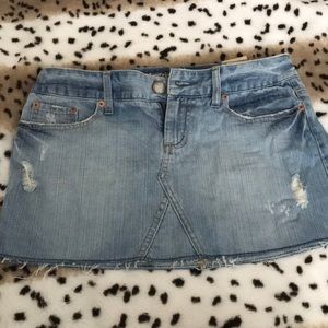 American eagle jean skirt size 6